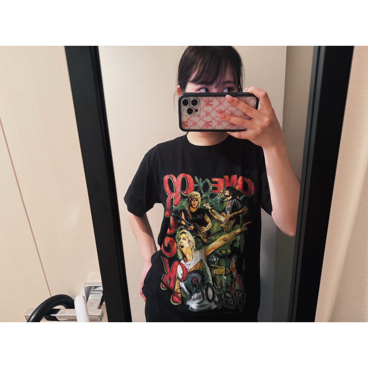 10969___aika's tweet image. Tシャツ届いた！❤️❤️❤️
激カワ、🥺
これ着て映画見に行くー(^^)