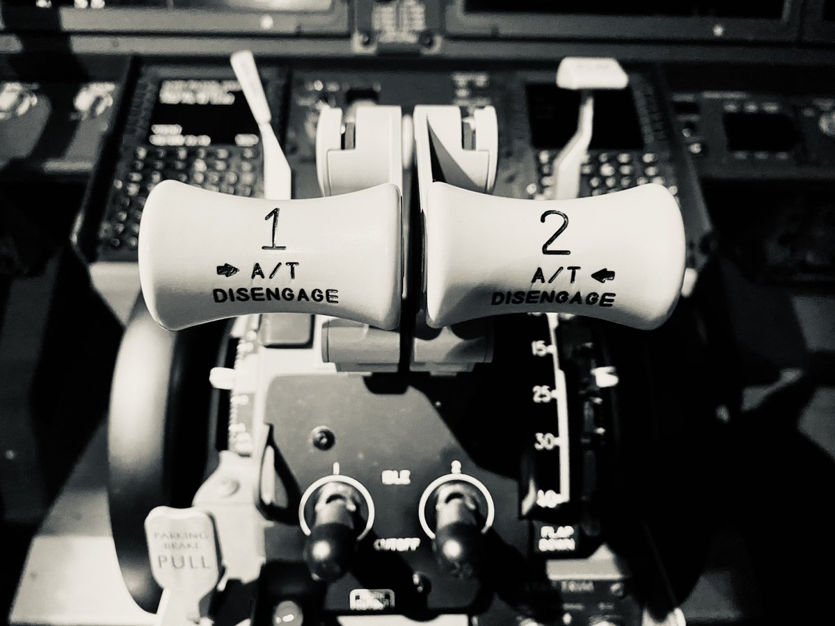 KC-10 Driver ✈️ 👨‍✈️ B-737 Wrangler tweet media