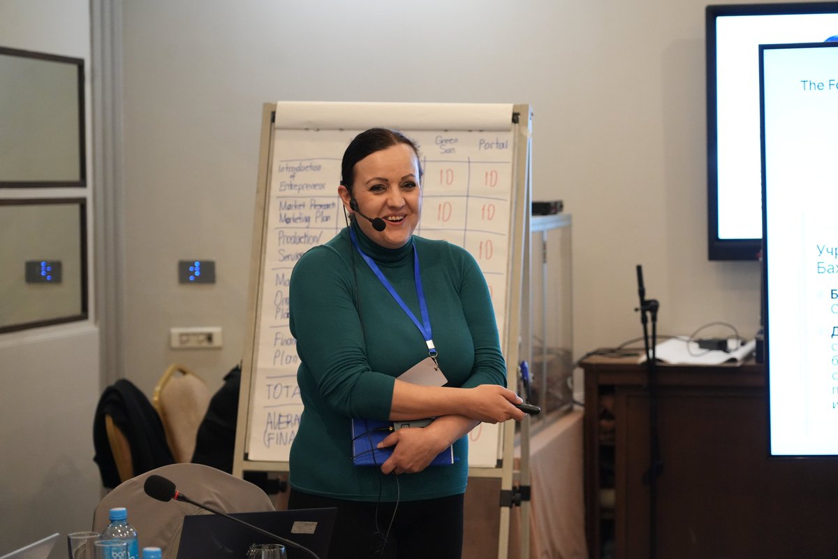 undpkg's tweet photo. #TİKA #KOSGEB &amp; #UNDP held a training on Aid for Trade in Central Asia - equipping entrepreneurs and SMEs with practical tools for the digital economy and e-commerce #TradeForDevelopment @UNDPEurasia https://t.co/JT5rFS48OP