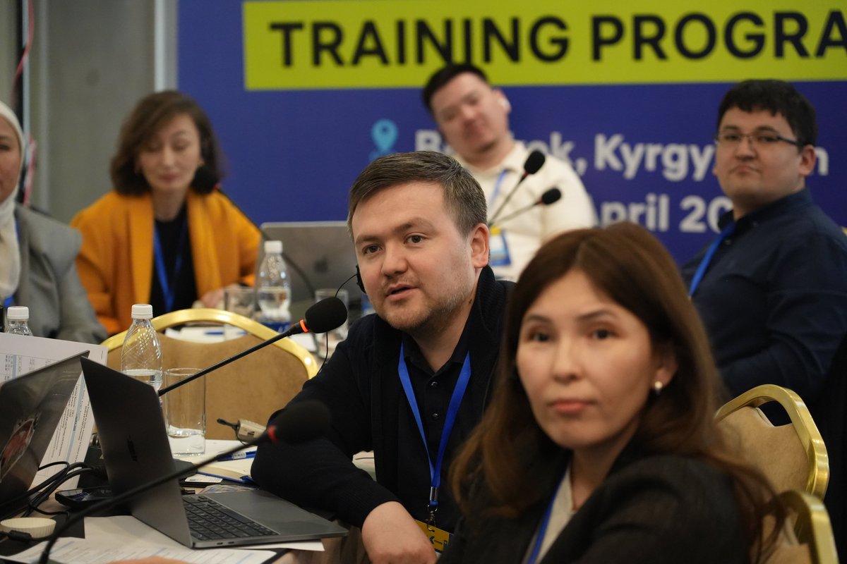 undpkg's tweet photo. #TİKA #KOSGEB &amp; #UNDP held a training on Aid for Trade in Central Asia - equipping entrepreneurs and SMEs with practical tools for the digital economy and e-commerce #TradeForDevelopment @UNDPEurasia https://t.co/JT5rFS48OP