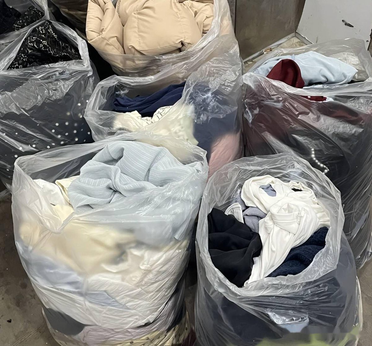 brokublog tweet media