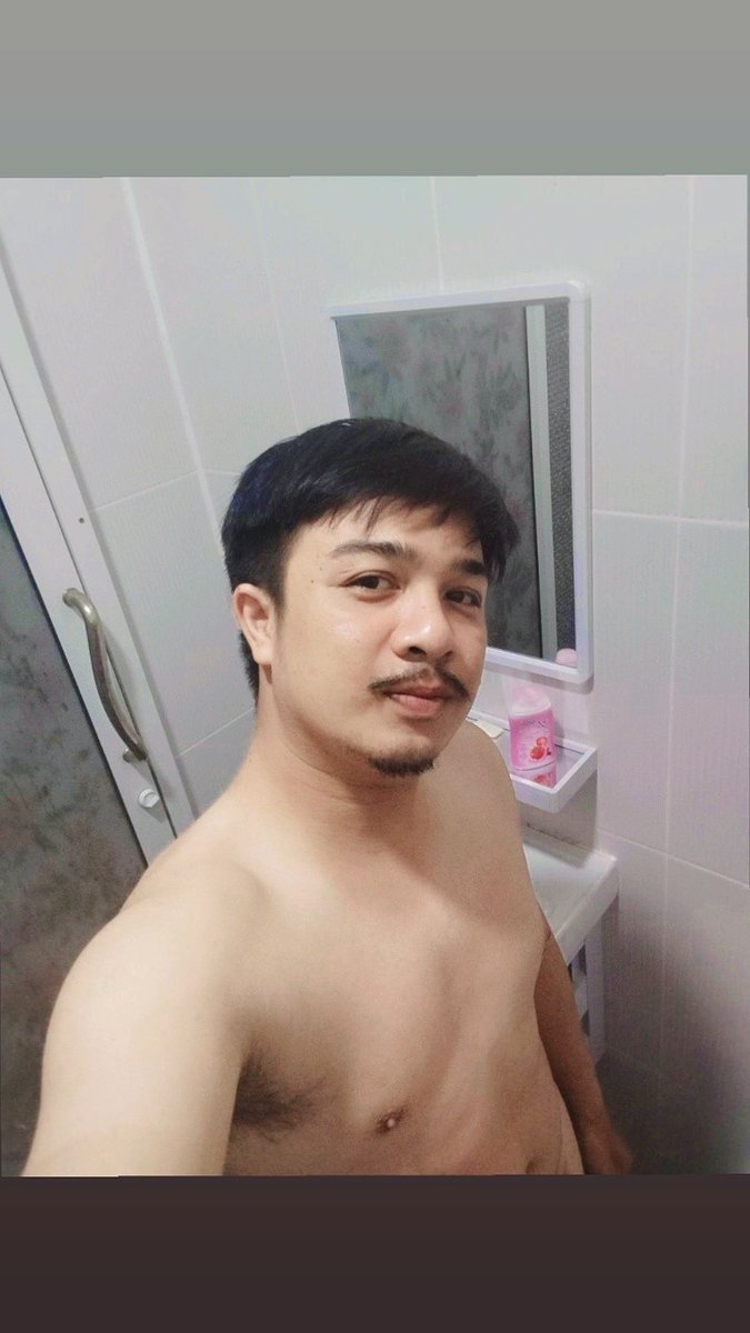 yy_hn4163's tweet photo. ว่างเหงา หาคนเลี้ยงเหล้า วันสงกรานต์อยู่น่ะค่าบ🍻🫰🏻 https://t.co/MeAA78e0Ah