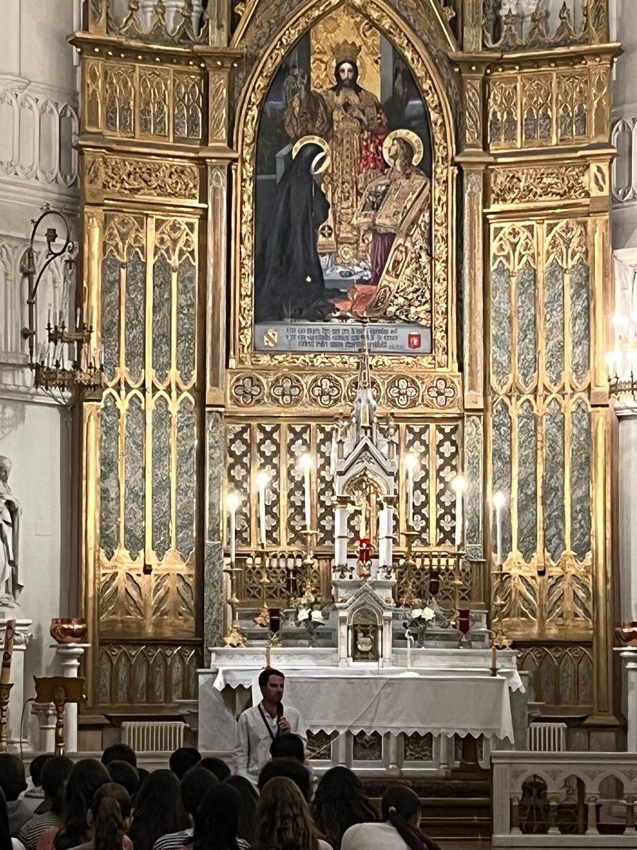 Sagrado Corazón Granada tweet media