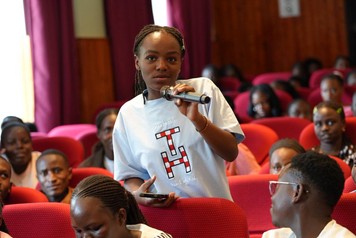 umu_nkozi's tweet image. Happening now at @umu_nkozi — the NSSF Career Expo.

The DVC, Rev. Dr. Christopher. B. Mukidi reminds students:
Academic knowledge is not enough. Soft skills, how you communicate, present, and carry yourself, can make or break your career.

#NSSFCareerExpo #CareerReadiness