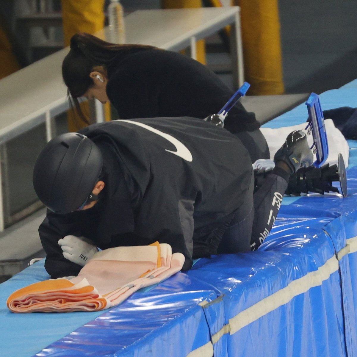 𝕊𝕒𝕣𝕒𝕟𝕘 tweet media