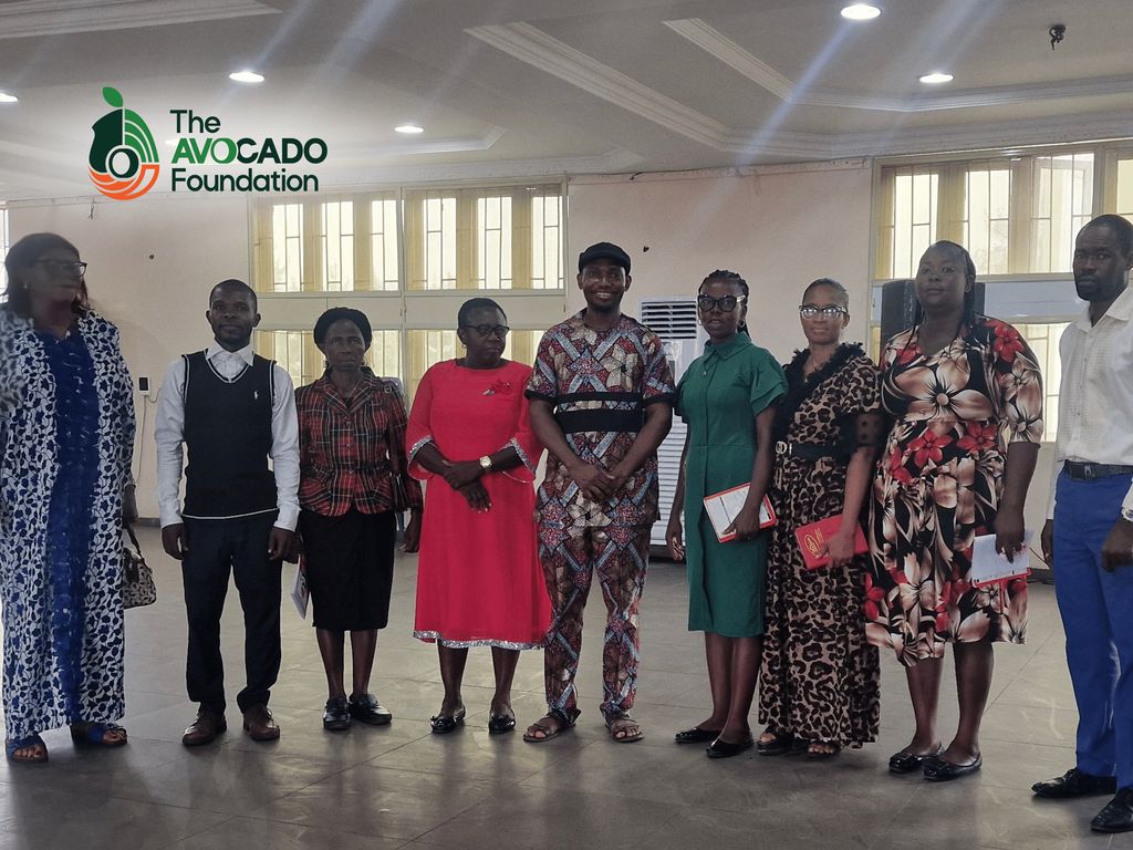 TheAVOCADOFdn's tweet photo. We remain committed to equipping young people with the knowledge and tools to make informed financial decisions and build a more financially confident future.

#FinancialLiteracy #AVOCADOFoundation #worldchangers #ImpactDriven #FutureLeaders https://t.co/cpXM6EugIG