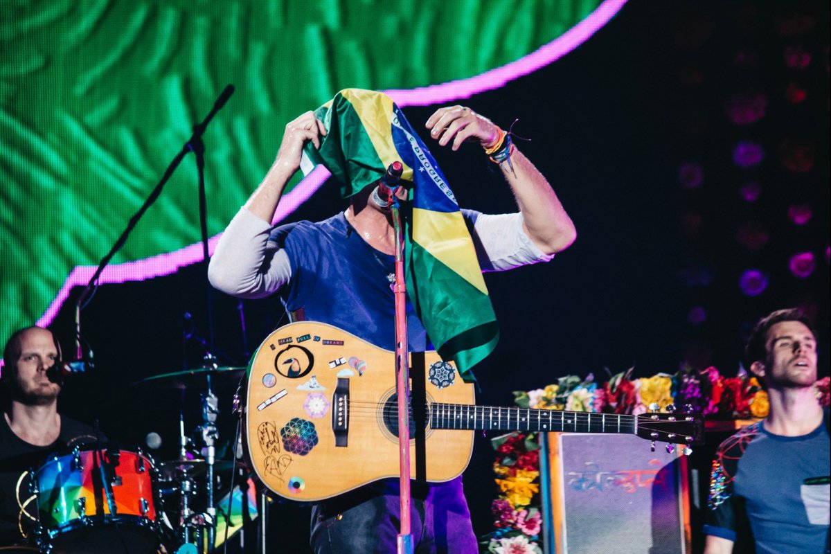 forumcoldplay's tweet photo. 🗓️| Há 10 anos, Coldplay se apresentava no Maracanã com ‘A Head Full of Dreams Tour’!
#ColdplayRio 🇧🇷 • 10/4/2016 https://t.co/tX1YkA6Tj3