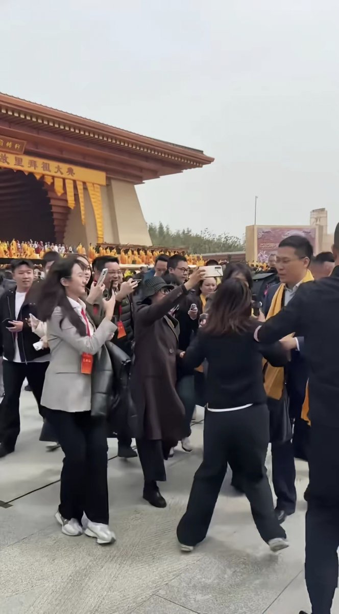 beautyluscious tweet media