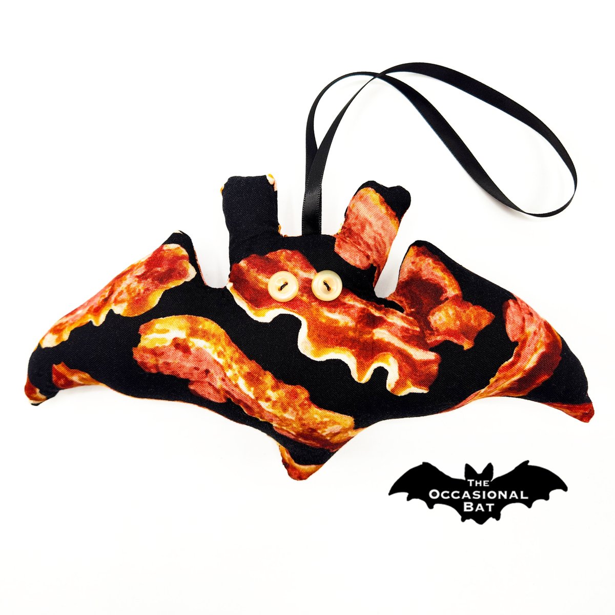 OccasionalBat's tweet image. Oh, the irony of indulging in bacon while preaching health! Nothing says "I'm committed" like a crispy strip of bacon. Who am I to resist such temptation? #BaconLover #Hypocrisy #FoodieLife #TheOccasionalBat #Handmade #BatShapedOrnament 🥓 theoccasionalbat.etsy.com/listing/438523…