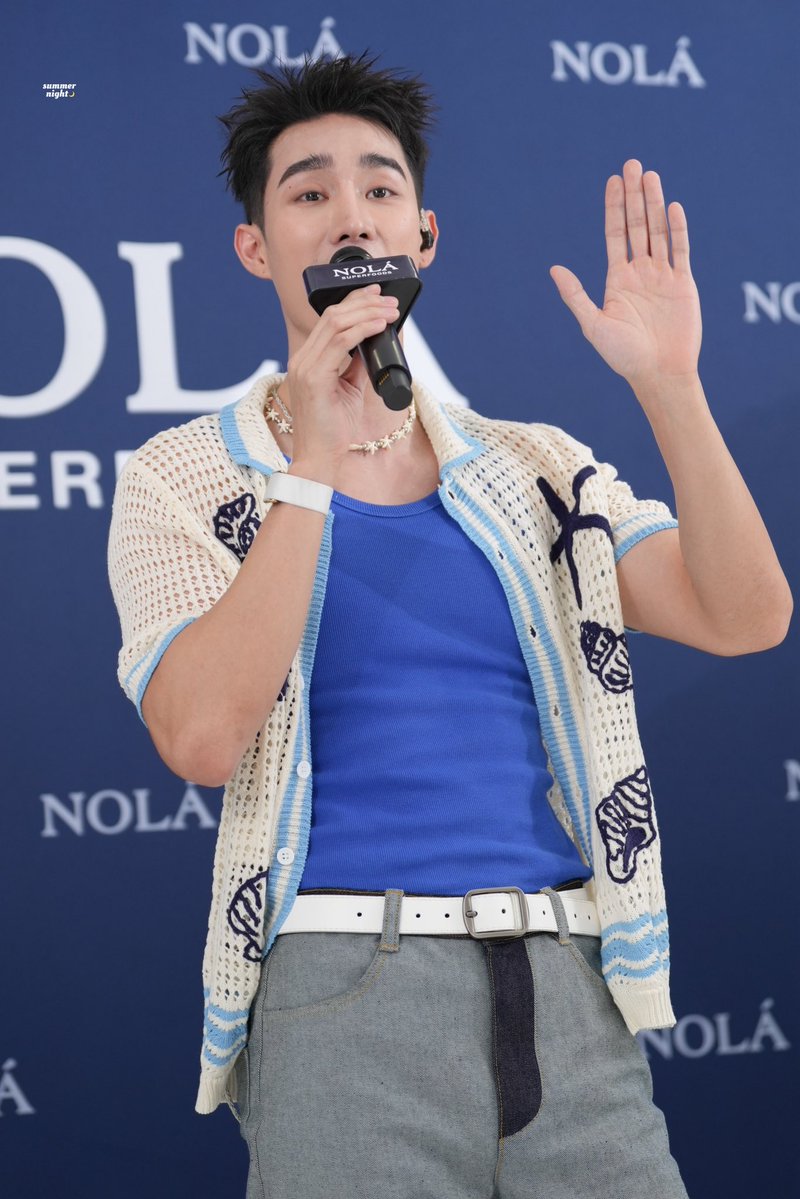 summernight26's tweet image. หล่อมากก

#NOLAxFORCE
#fforce_ @fforcejs