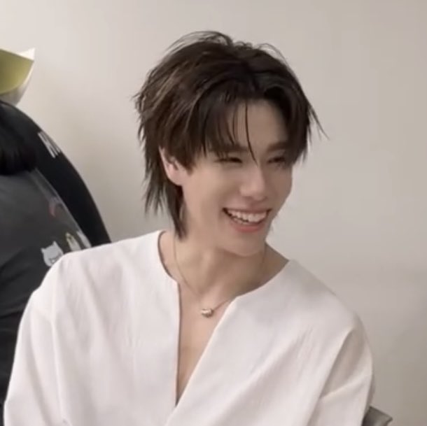 🐈⬛ one in a hundred 🎀 tweet media