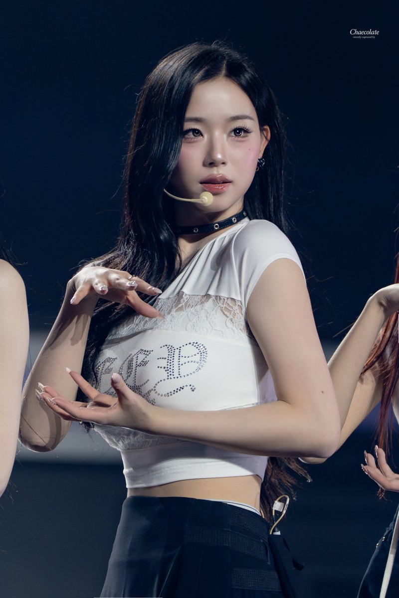 Alona ☁️ tweet media