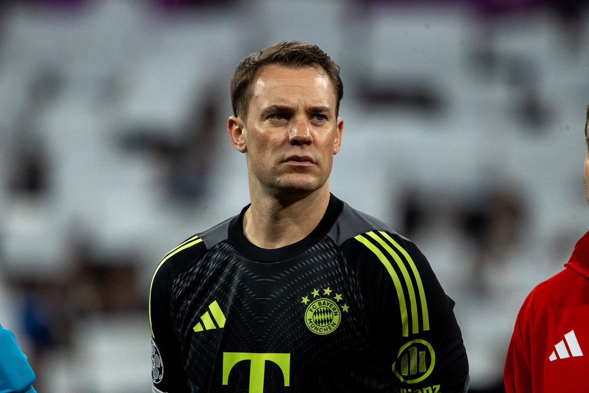ActuFoot_'s tweet photo. 🚨 𝗟𝗘 𝗕𝗔𝗬𝗘𝗥𝗡 𝗠𝗨𝗡𝗜𝗖𝗛 𝗘𝗦𝗧 𝗣𝗥𝗘̂𝗧 𝗔̀ 𝗔𝗧𝗧𝗘𝗡𝗗𝗥𝗘 𝗝𝗨𝗦𝗤𝗨’𝗔̀ 𝗟𝗔 𝗙𝗜𝗡 𝗗𝗘 𝗦𝗔𝗜𝗦𝗢𝗡 𝗣𝗢𝗨𝗥 𝗖𝗢𝗡𝗡𝗔𝗜̂𝗧𝗥𝗘 𝗟’𝗔𝗩𝗘𝗡𝗜𝗥 𝗗𝗘 𝗠𝗔𝗡𝗨𝗘𝗟 𝗡𝗘𝗨𝗘𝗥 🇩🇪 ! ❤️🤍

Le gardien va devoir décider entre deux tendances : prendre sa retraite ou prolonger son contrat.

Pour le moment, il veut 𝗿𝗲𝘀𝘁𝗲𝗿 𝗰𝗼𝗻𝗰𝗲𝗻𝘁𝗿𝗲́ 𝘀𝘂𝗿 𝗹𝗲𝘀 𝗼𝗯𝗷𝗲𝗰𝘁𝗶𝗳𝘀 𝘀𝗽𝗼𝗿𝘁𝗶𝗳𝘀 du club cette saison.

🗞️ @BILD
