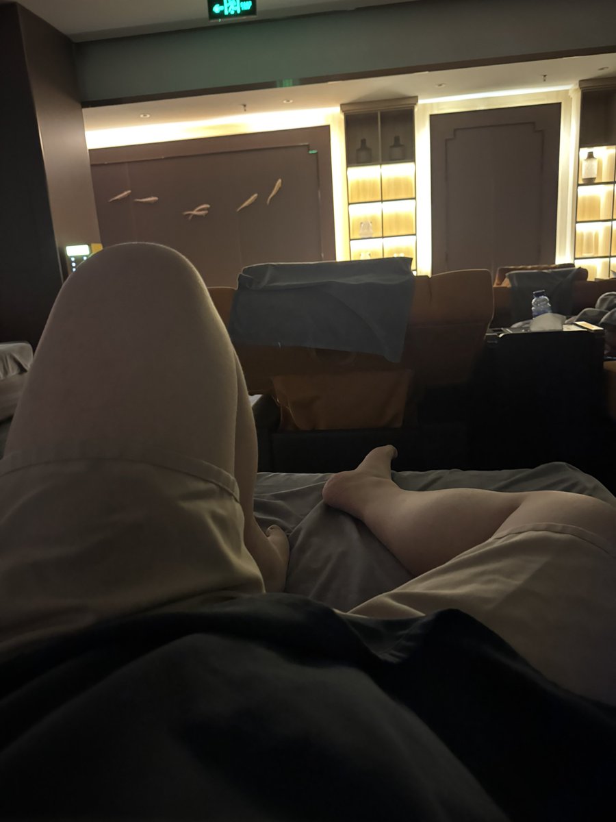 Hello tweet media
