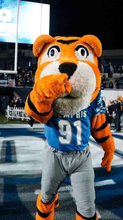 Gharen ''GEE'' Lewis tweet media