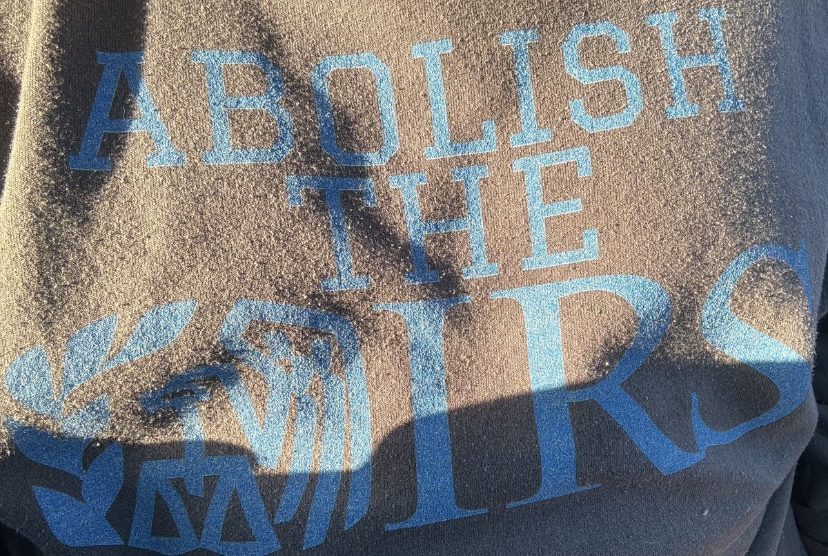 RetardNews tweet media