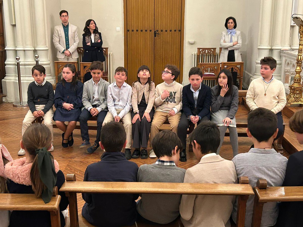 Sagrado Corazón Granada tweet media