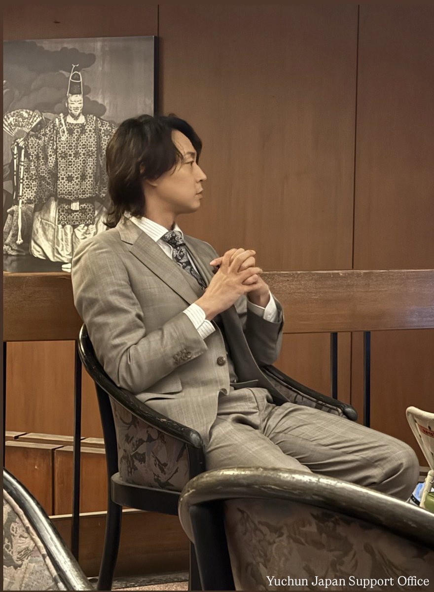 沙羅さんと小坂さんの愛
相手に真っ直ぐに向かう

ハンミョンの愛
涙に表れるように
ふわっと拡がり漂う

361は
いろんな愛に溢れた作品👏

今回はハンミョンの涙に感動したが
#ユチョン が演じる役の涙に
これまで何度も心揺さぶられた
セジャさまもジョンウもどんちゃんも😭

ゆちょんの涙は美しい🩵