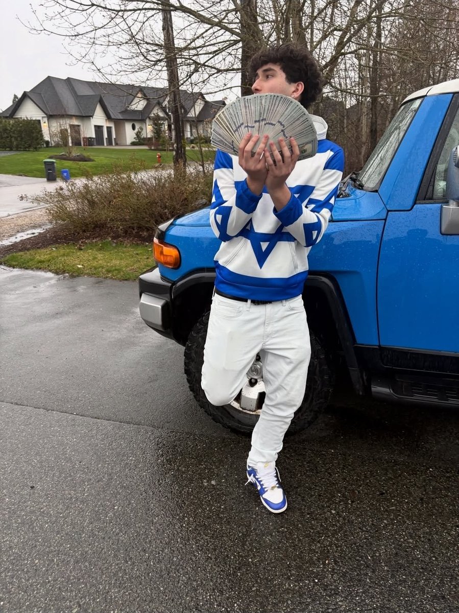 cyclunno #35yearsyoung tweet media