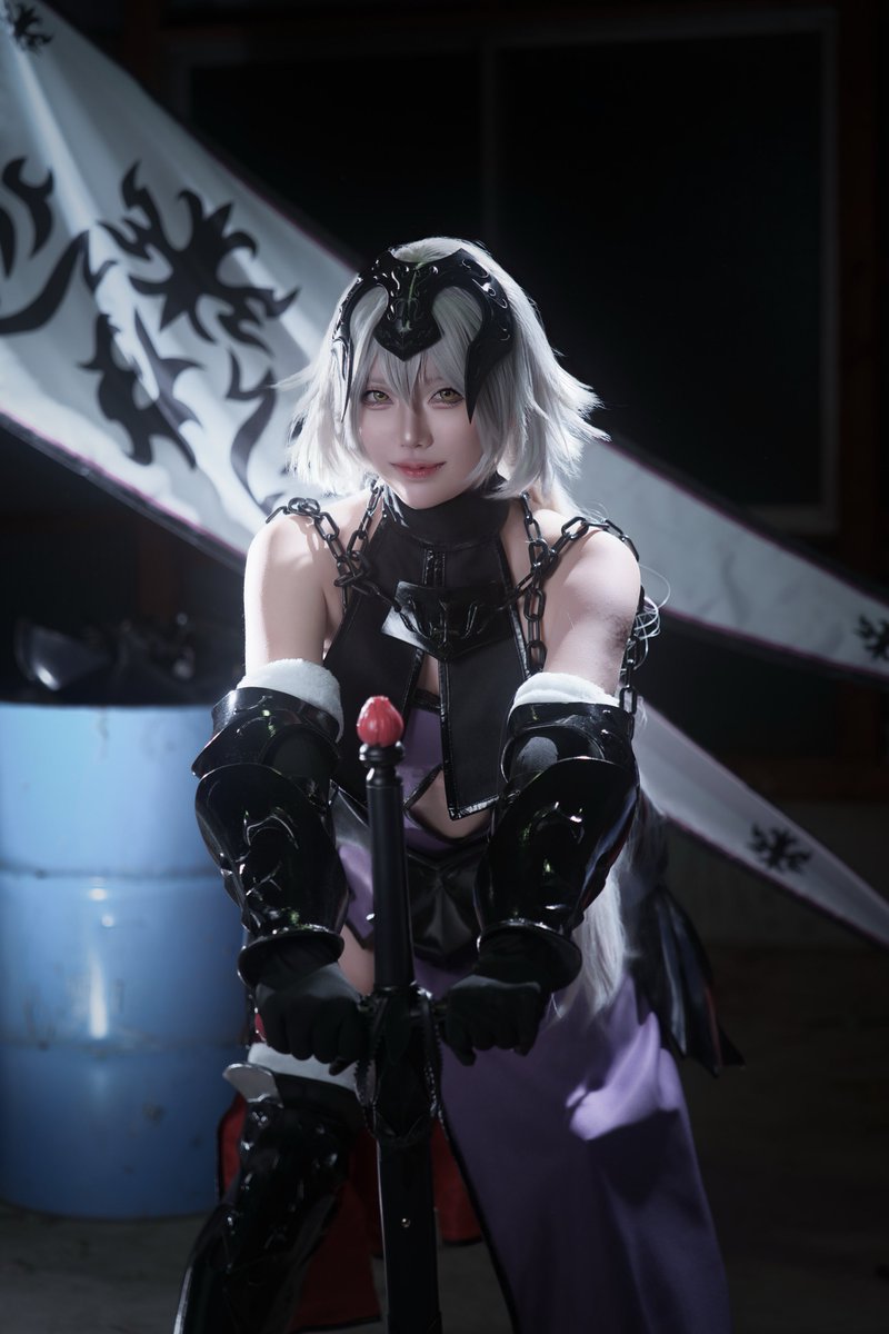 やーにゃ👾 tweet media