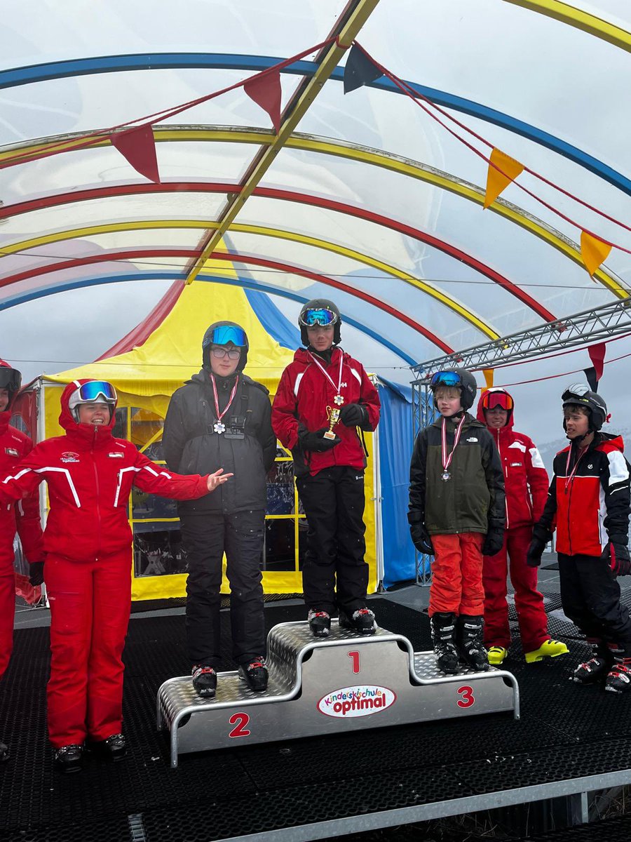 Ski Club Catholic HS Chester tweet media