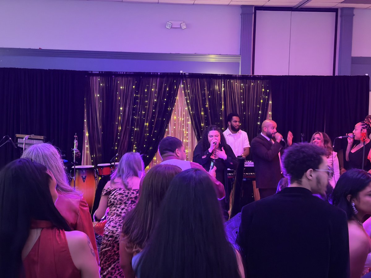 Jonathan Guzman tweet media