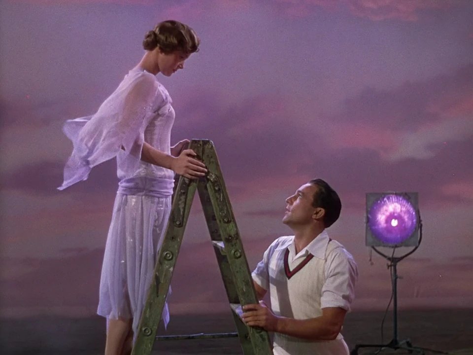 ILoveToTalkFilm's tweet photo. SINGIN' IN THE THE RAIN was released on this day- April 10, 1952 https://t.co/7paO7sE3bu