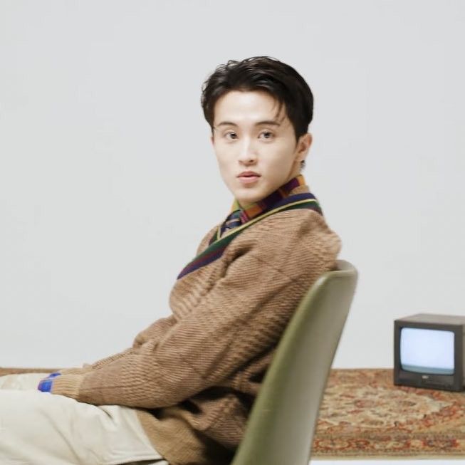 zazeezooo — 📌 𝙘𝙝𝙚𝙘𝙠 𝙥𝙞𝙣𝙣𝙚𝙙 tweet media