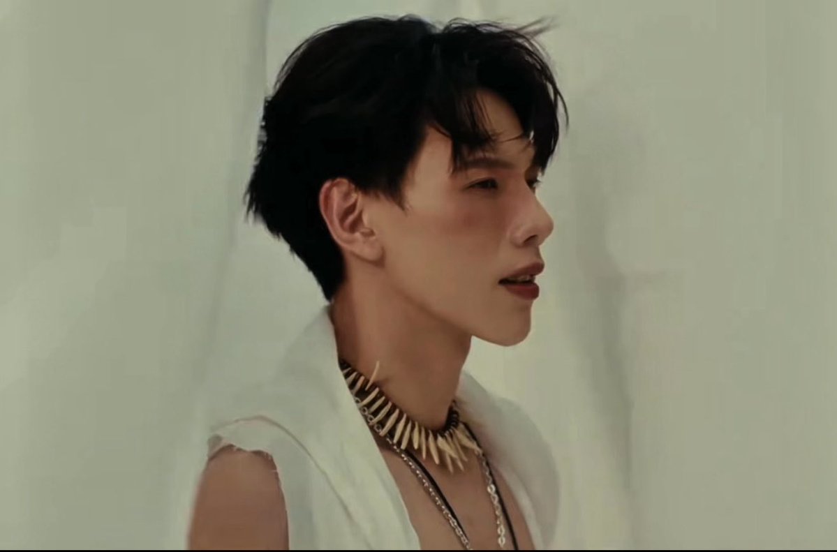 p ε η g u ï η 🐧ɞ ᰔᩚ tweet media