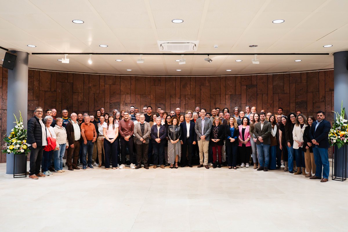 Participamos en el acto de firma de protocolos de colaboración con el <a href="/CabildoLaGomera/">Cabildo de La Gomera</a>, con el objetivo de impulsar la mejora de la accesibilidad en viviendas de personas mayores en la isla. 💙🏡

Continuamos trabajando por el #DerechoALaVivienda▶️ bit.ly/4c32okY