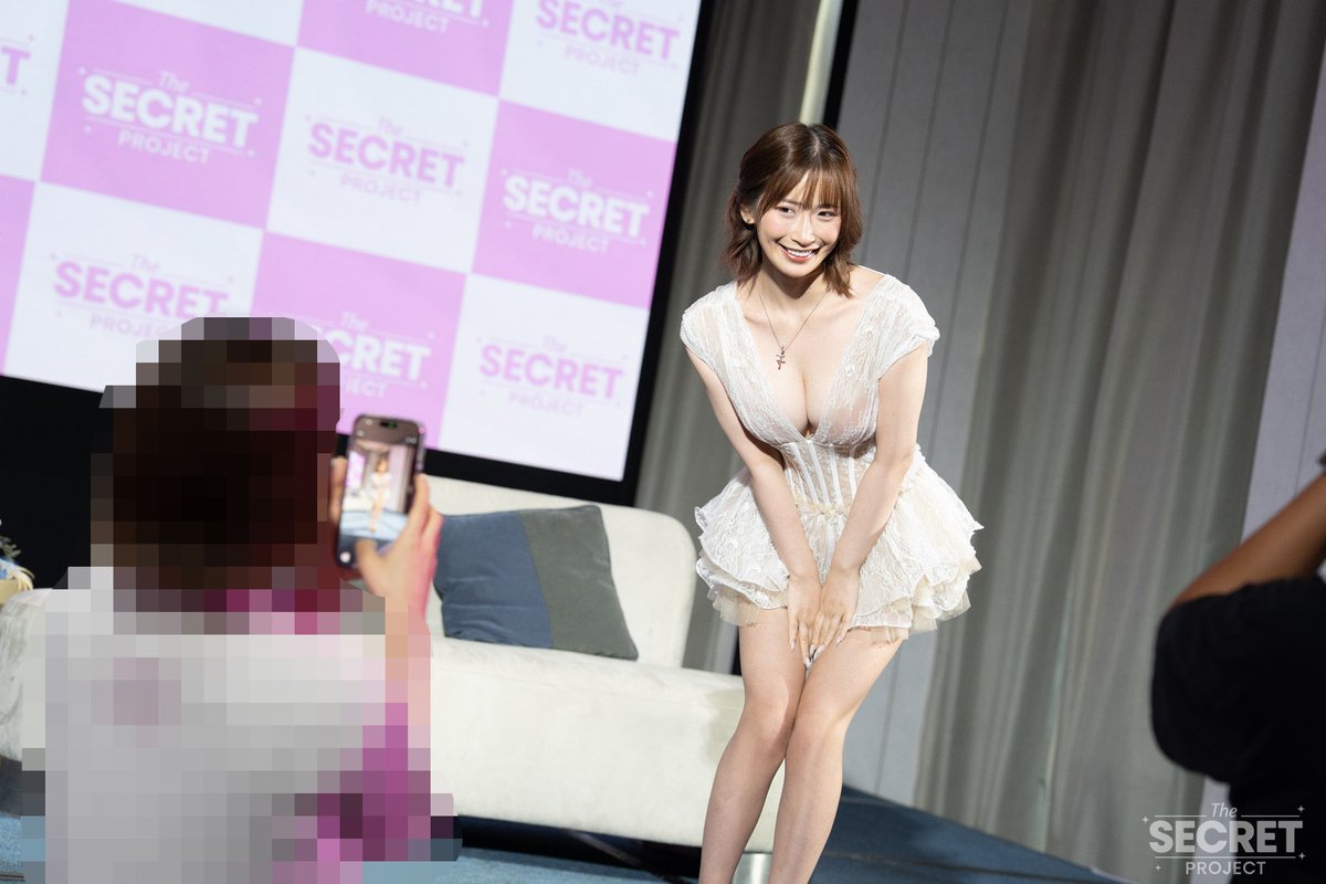 secretworld2026's tweet photo. ขอบคุณทุกคนที่มาเติมเต็มบรรยากาศให้พิเศษขนาดนี้ 🩷🫶🏻
@waka_misono
#MISONOWAKA #มิโซโนะวากะ #みそのわか
#TheSecretProject #TheSecretWorld2026 #THESECRETPASSPORT https://t.co/KksIKyiEM0