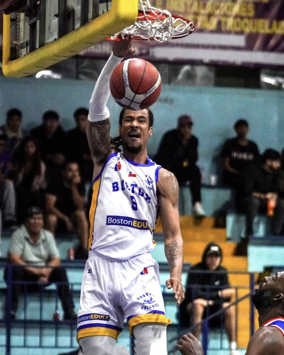 CD Boston College tweet media