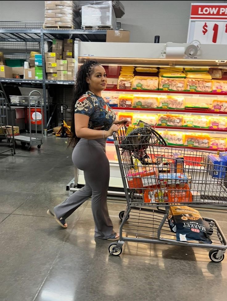 Ivory ✪ tweet media