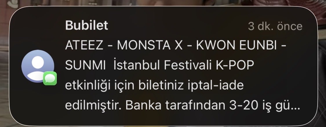 razi is seeing piwon #theewave 🍒 tweet media