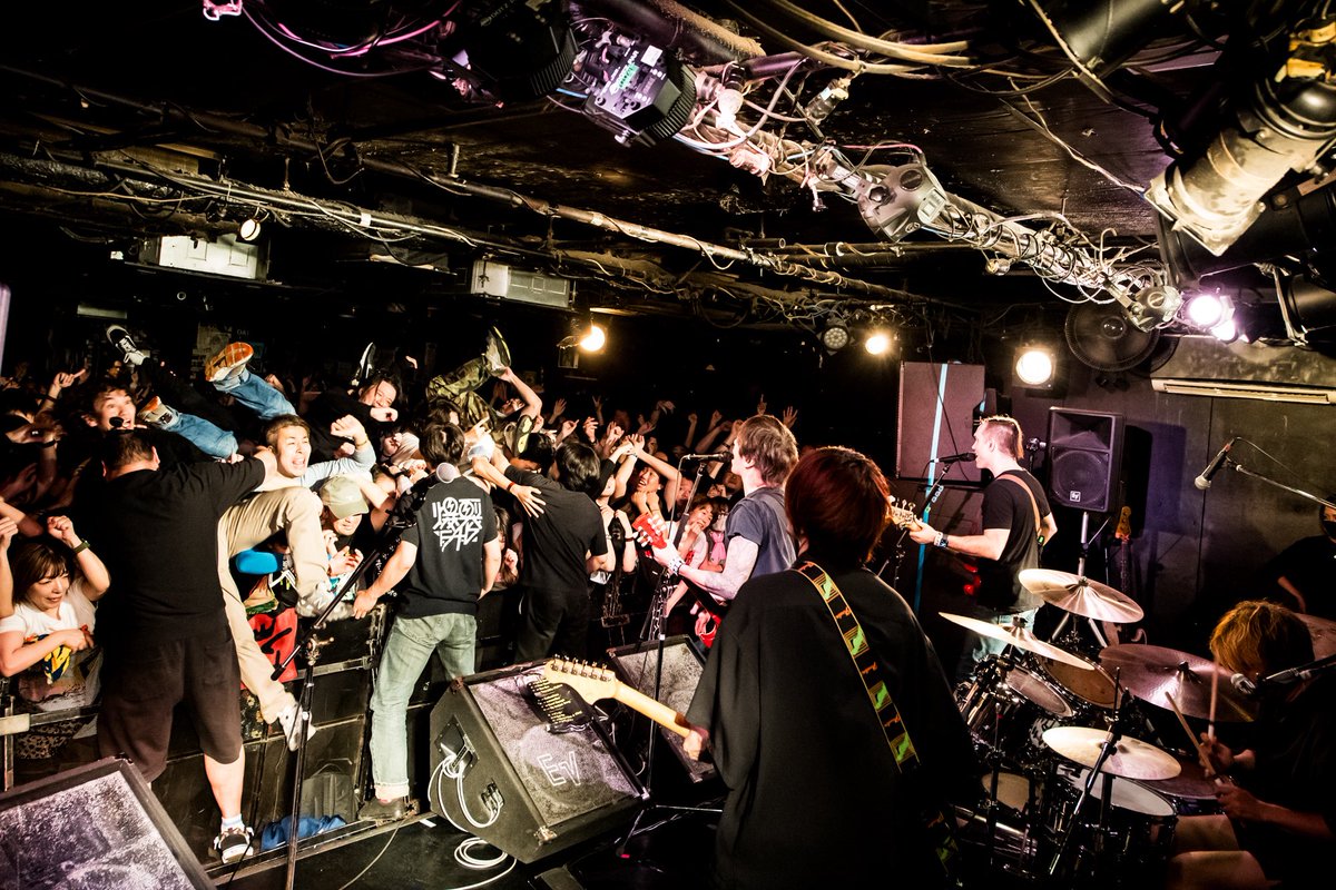 ishii_maki's tweet photo. ☀️MONOEYES☀️

4/8『THE SUN ALSO RISES vol.352』
振替公演

with /  a flood of circle

横浜F.A.Dの写真たちがオフィシャルにアップされました📸(14枚)

いい夜でした！！

#MONOEYES

https://t.co/Y2jqMoMlWo https://t.co/DdRkriG6D8