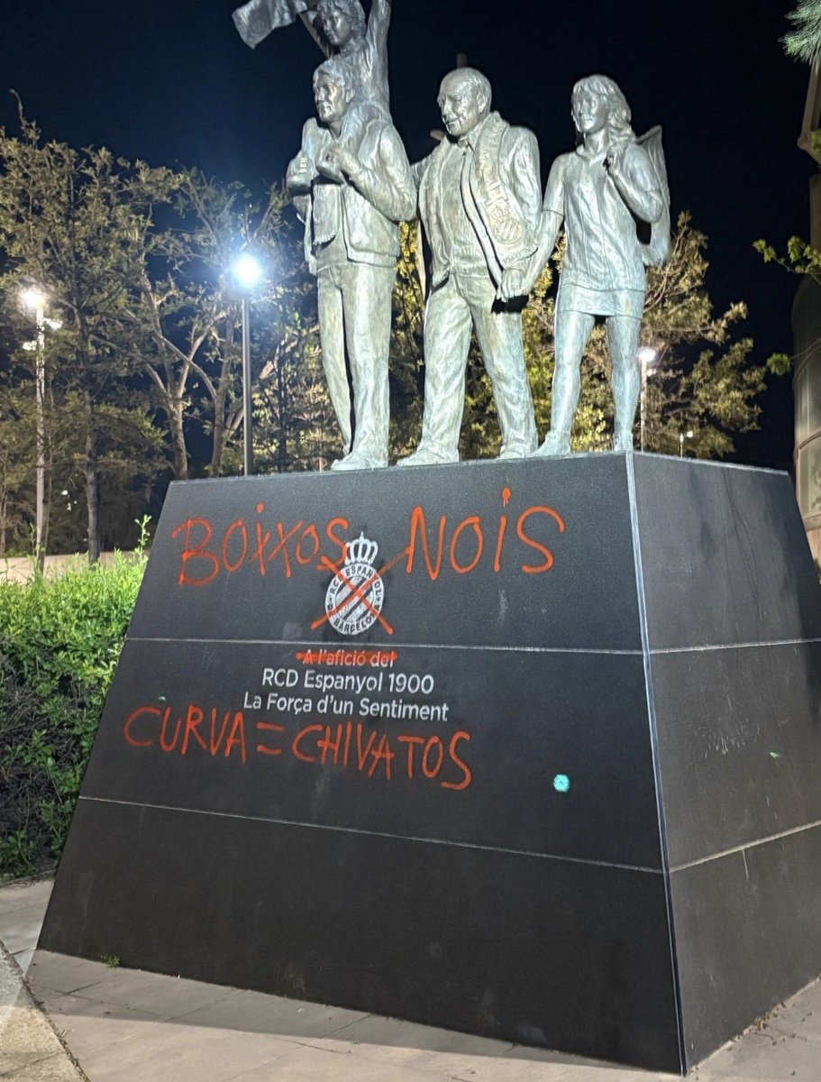 99rcde's tweet photo. A la próxima a ver si lo hacéis un poquito mejor, que puta vergüenza ajena https://t.co/YbZNpamPdr