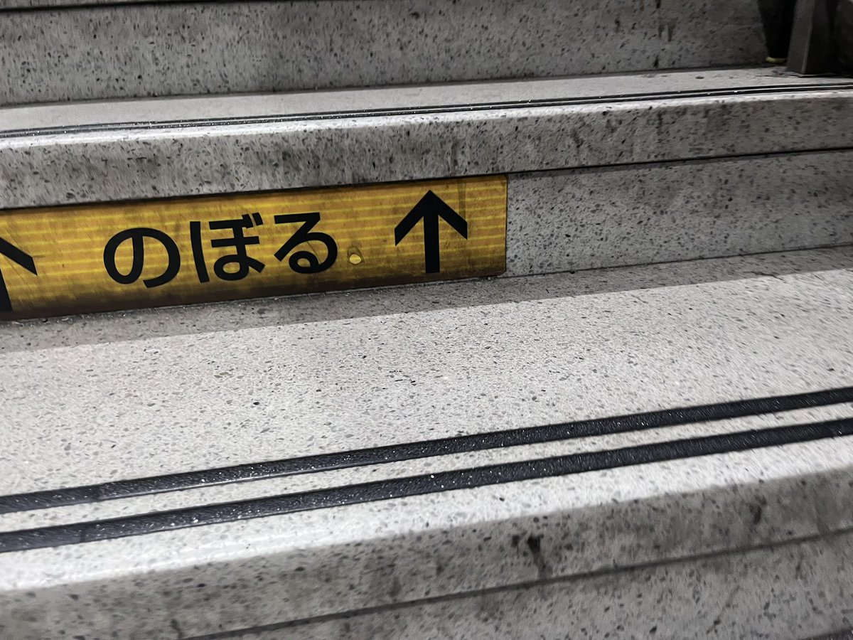 垂氷(たるひ) tweet media