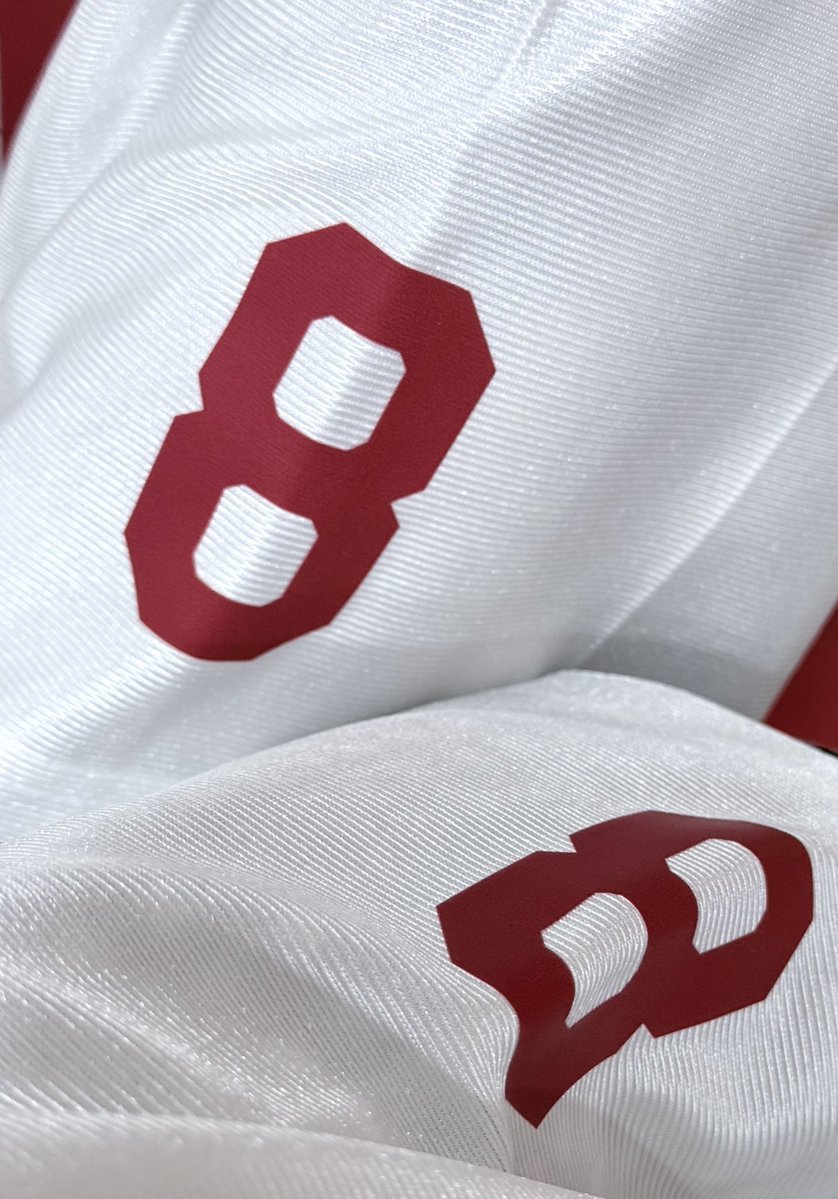 ✧🍈✧ tweet media