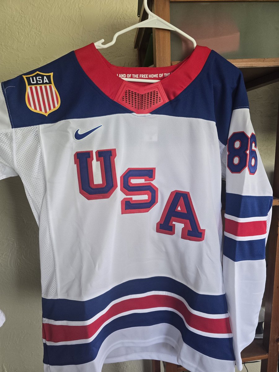 XXBraley tweet media