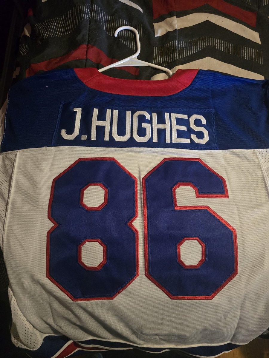 XXBraley tweet media