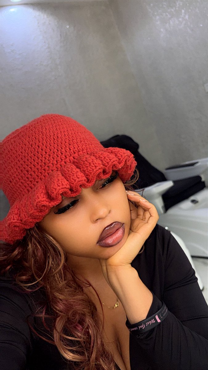 QUEEN OF HEARTS💕 (@Simple_Queeny) / Posts / X