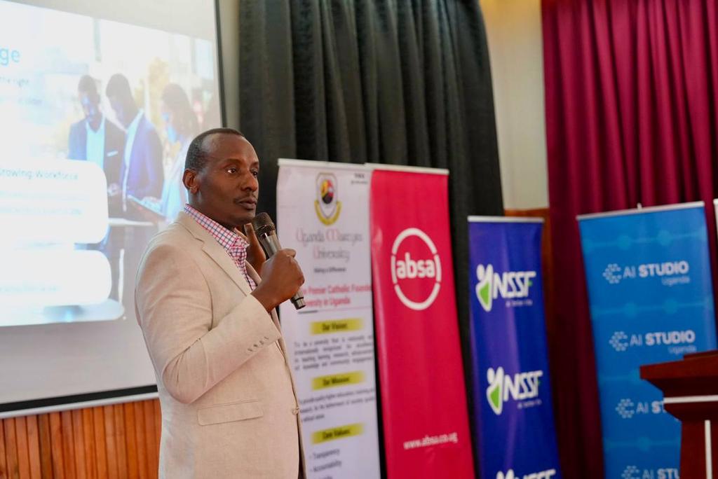 umu_nkozi's tweet image. Still happening now at @umu_nkozi

Stevens Mwanje, CFO at @nssfug highlights:

• Routine jobs are disappearing
• AI is reshaping finance &amp;amp; beyond
• New opportunities are emerging

The future? Adaptability is everything.

#FutureOfWork #UMUCareerExpo