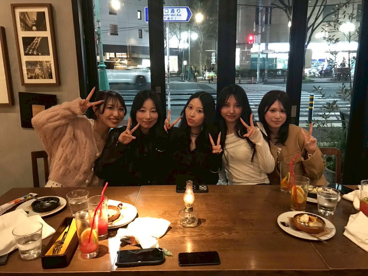 kynzeal's tweet photo. ずっとネイルさせてくれてありがとね🥰
皆がいてくれて毎日お仕事楽しかったなぁ
寂しい🥹ᩚ🥹ᩚ https://t.co/SFhfWxssTk