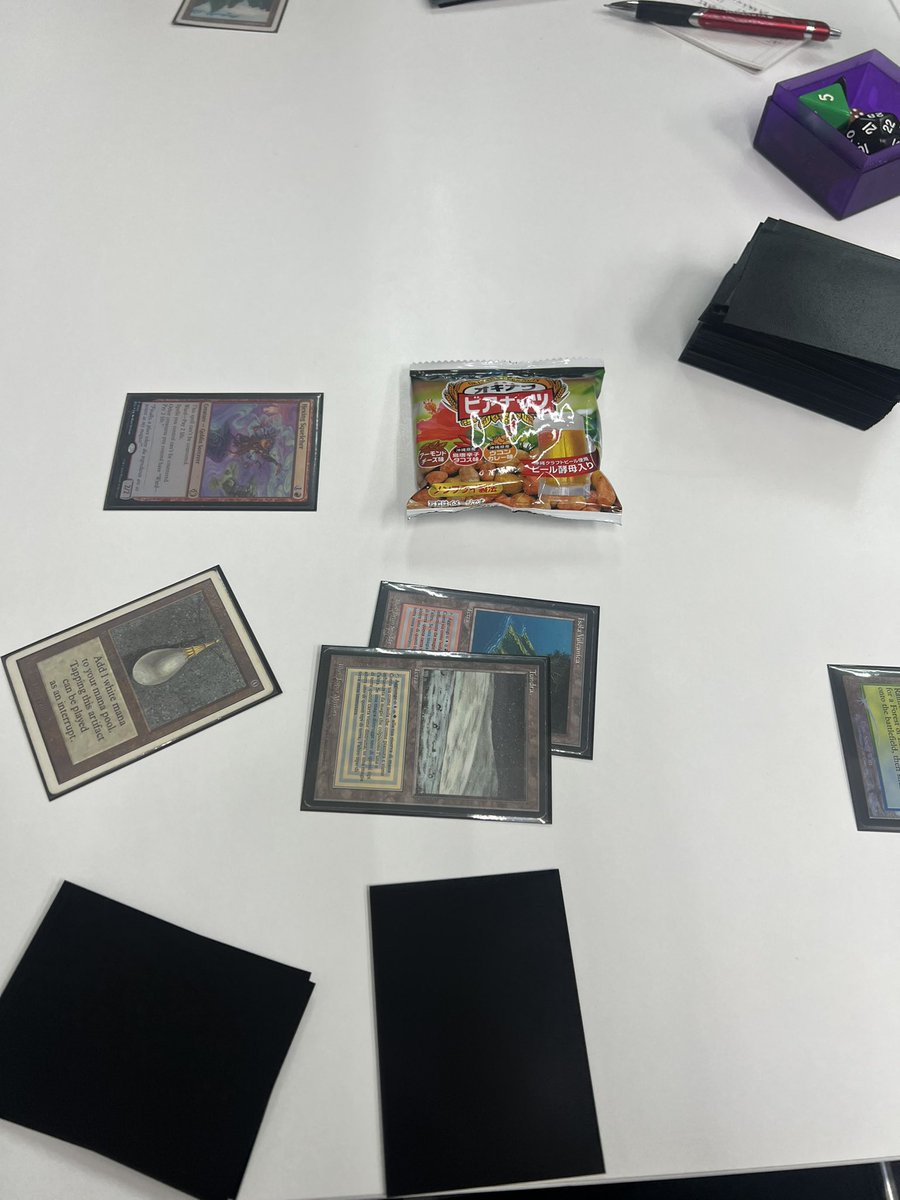 にっさん tweet media