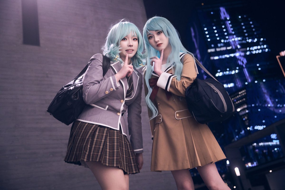 kuro_neko_cos_'s tweet photo. バンドリ コスプレ

☀️「おねーちゃん大好き！！」

氷川日菜 @acecerium 
氷川紗夜 @kuro_neko_cos_ 

📷 @/feliaphotography (インスタ)

#バンドリ 
#氷川日菜 
#氷川紗夜 https://t.co/3VDjsJL8a9