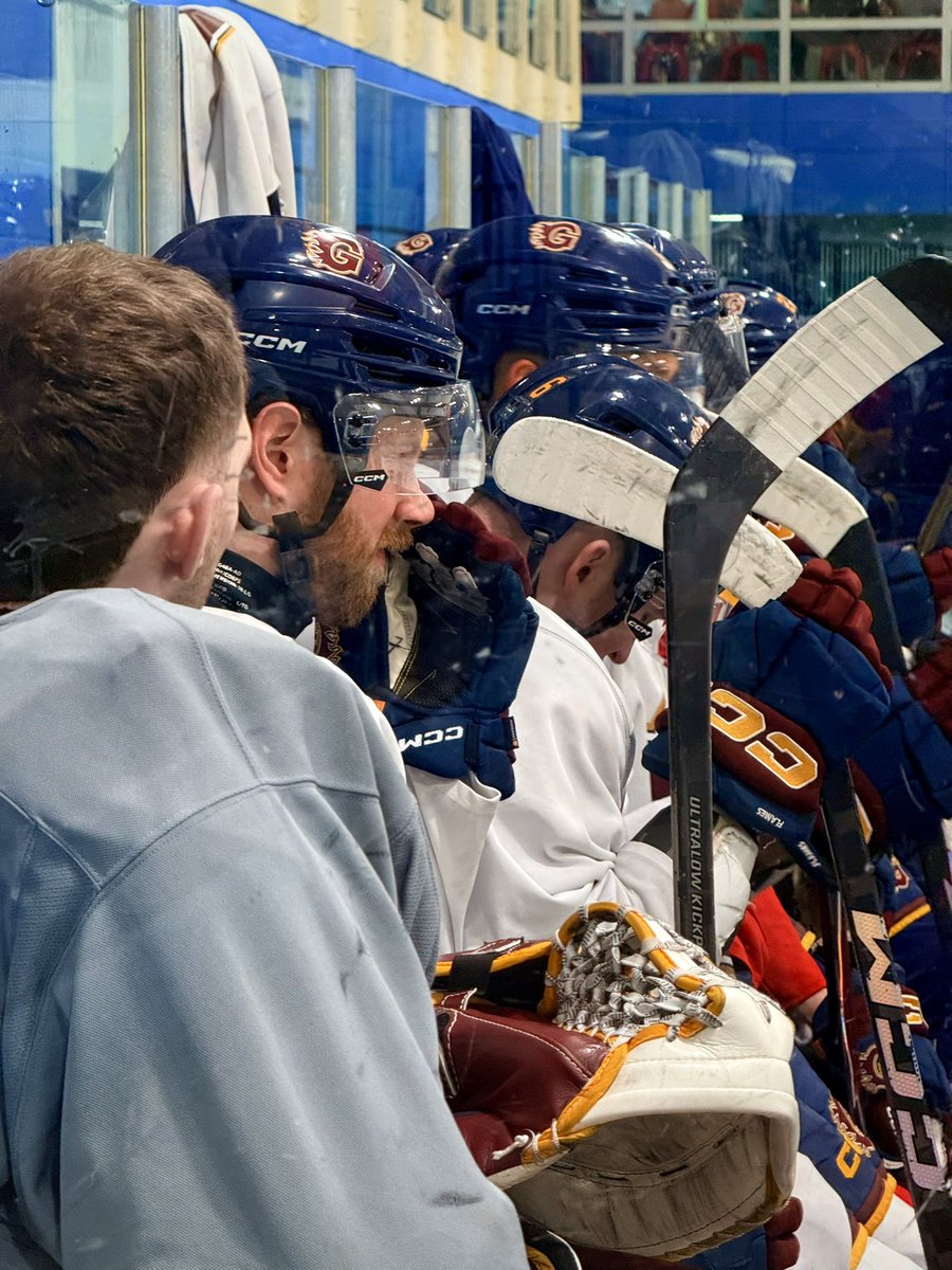 flamesicehockey's tweet image. A few snaps from our final training session before playoffs get underway 📸

#Guildford | #FlamesIHC | #IceHockey
