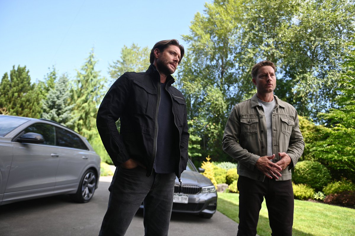 I saw it was National Siblings Day. Here's to my favorite set of on screen brothers ❣️🫶
#JensenAckles 😍
#Spn ❤️‍🔥
#Tracker 🥰