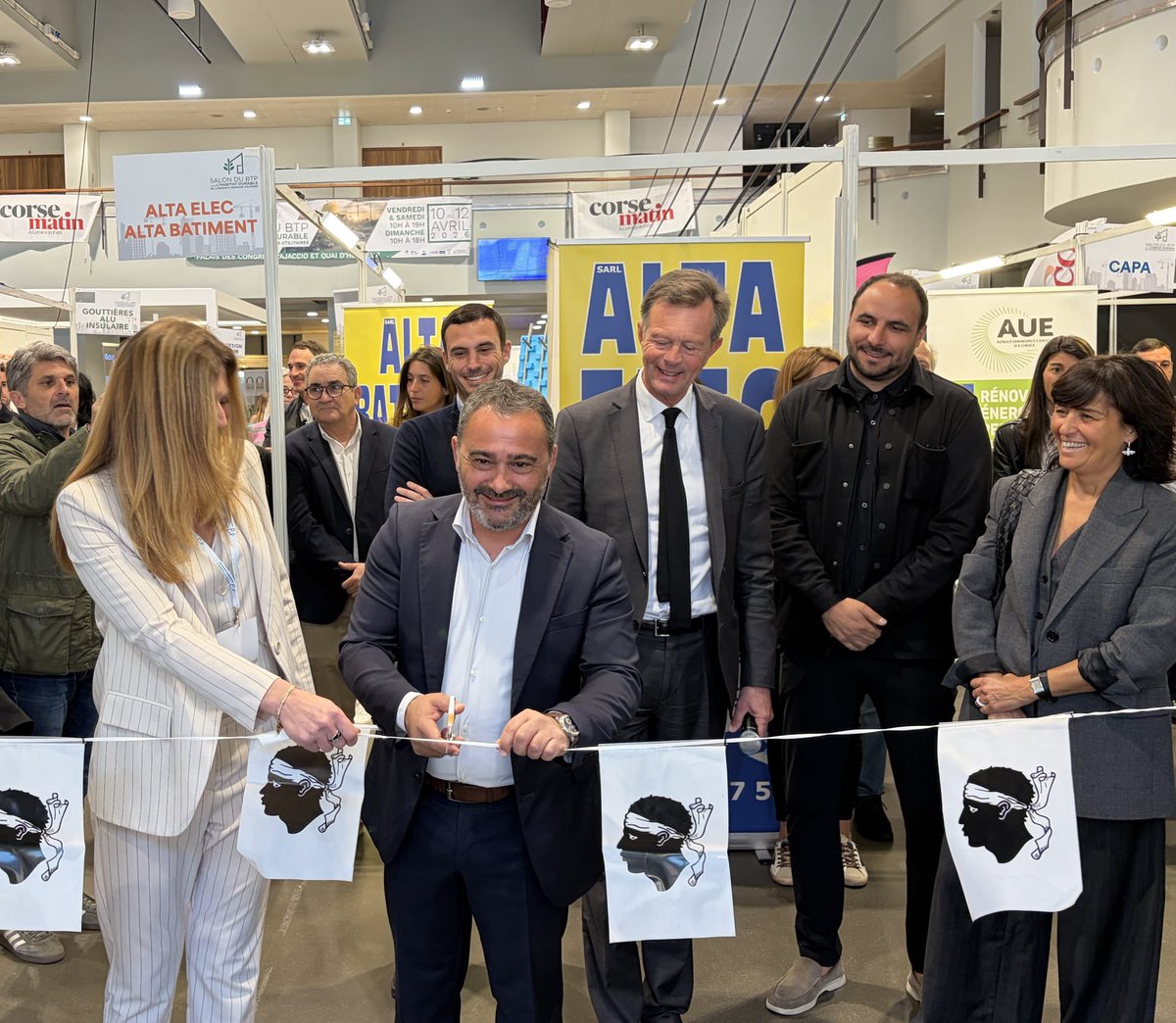 J’ai eu le plaisir d’inaugurer le Salon du BTP et de l’habitat durable au Palais des Congrès, organisé par <a href="/Corse_Matin/">Corse-Matin</a>. 
 
Plus qu'un simple rendez-vous professionnel, c'est le lieu où se dessine une partie du futur de notre territoire.
1/2