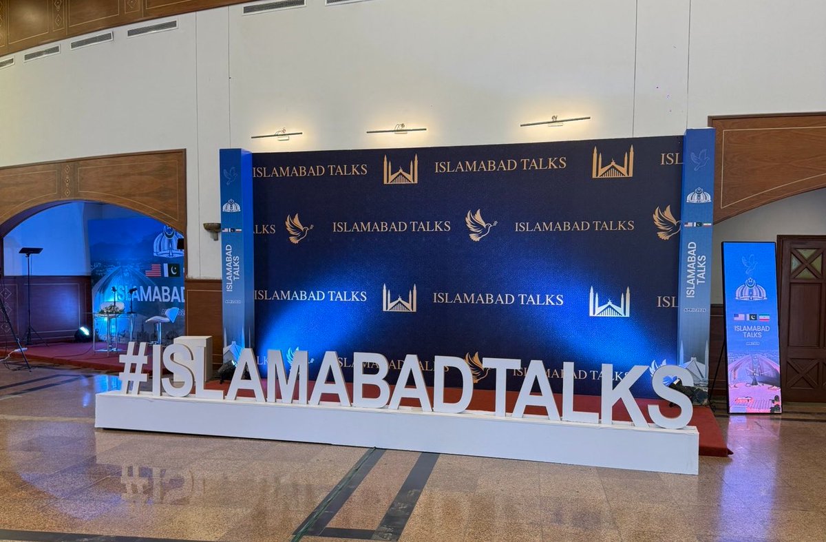 iihtishamm's tweet photo. The stage is all set for the #IslamabadTalks. https://t.co/CbpoQCZFxB