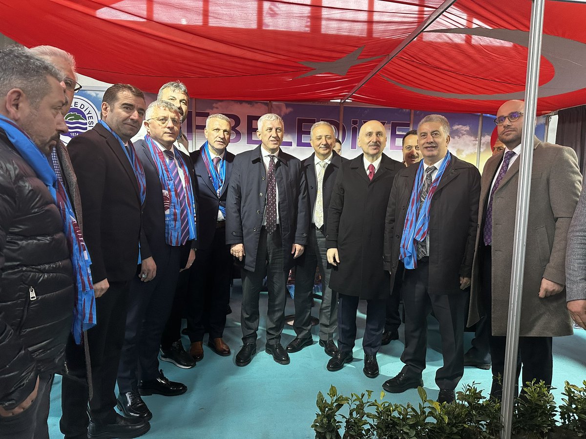 Vehbi Koç tweet media